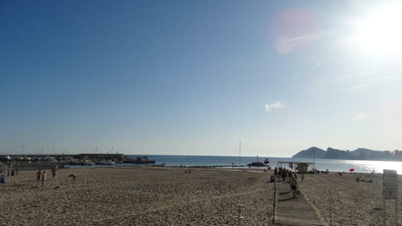 Apartamento Atico Centrico A Un Paso Del Mar Benidorm Exterior foto